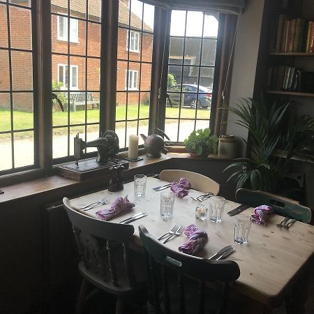 The Red Lion Stodmarsh Hotel Canterbury Ngoại thất bức ảnh